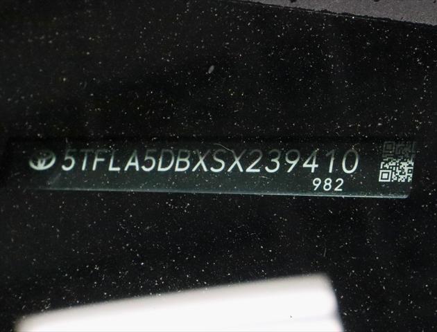 2025 Toyota Tundra SR5