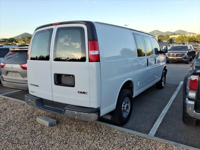 2024 GMC Savana Cargo RWD 2500 Regular Wheelbase Work Van