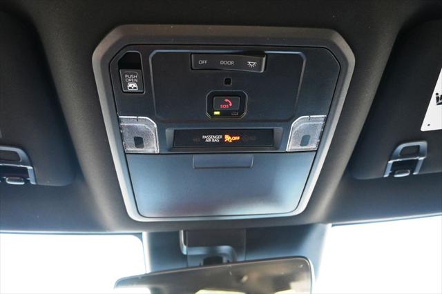 2026 Toyota Tundra Limited CrewMax 5.5' Bed