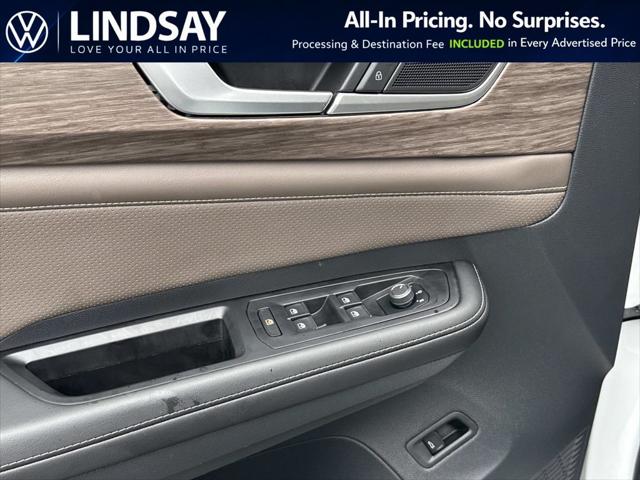 2025 Volkswagen Atlas 2.0T SEL