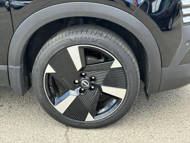 2025 Nissan Kicks SR FWD