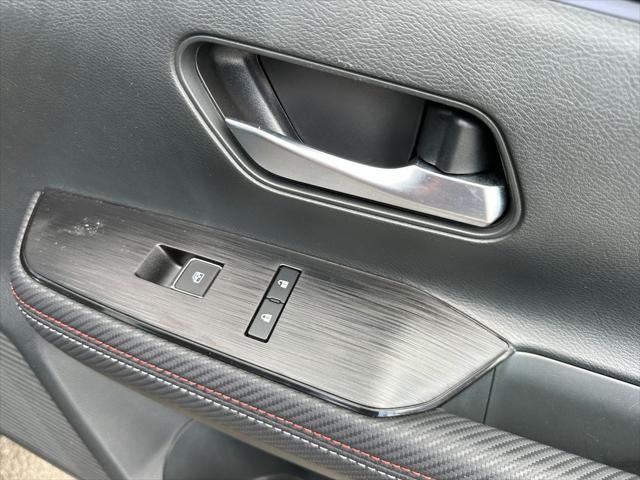 2025 Nissan Kicks SR FWD