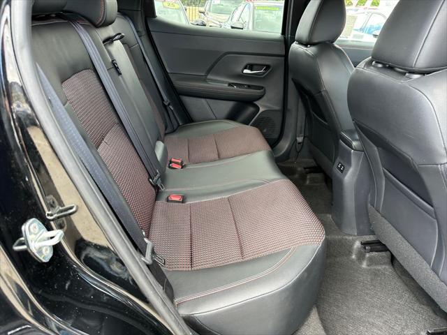 2025 Nissan Kicks SR FWD