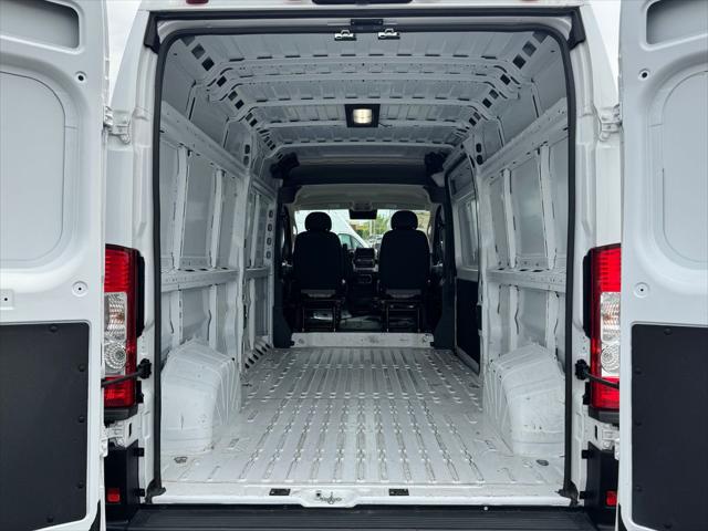 2025 Ram ProMaster Cargo Van Tradesman High Roof 159" WB w/Pass Seat