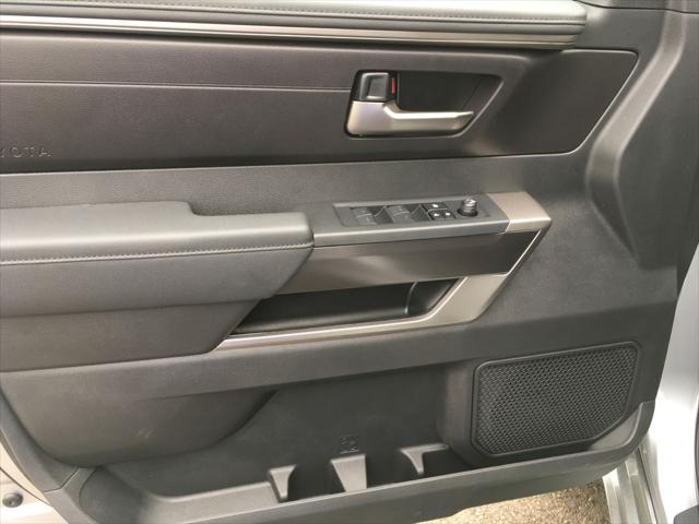2026 Toyota Tundra SR5 CrewMax 5.5' Bed