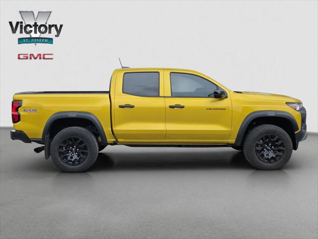 2023 Chevrolet Colorado 4WD Crew Cab Short Box Trail Boss