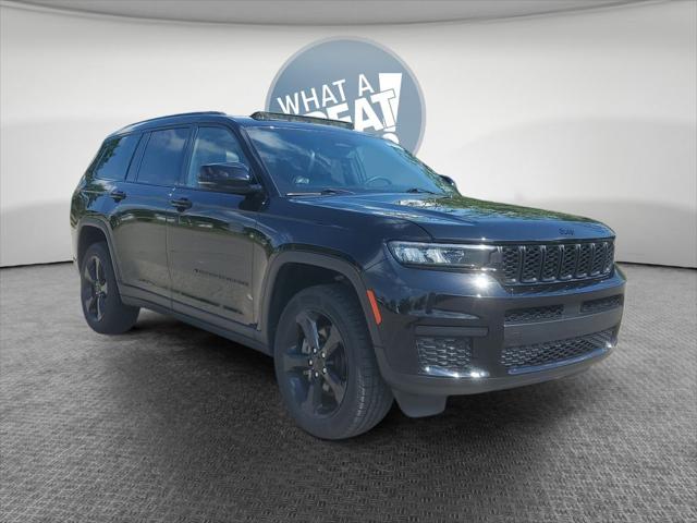 2023 Jeep Grand Cherokee L Altitude 4x4 for sale in Pittsburgh, PA