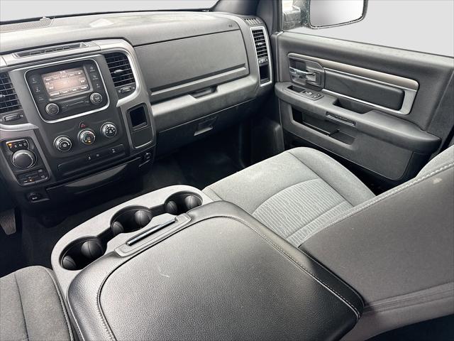 2024 Ram 1500 Classic Warlock Crew Cab 4x4 5'7" Box
