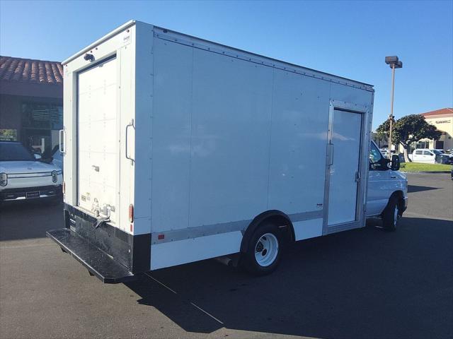 2022 Ford E-350 Cutaway Base
