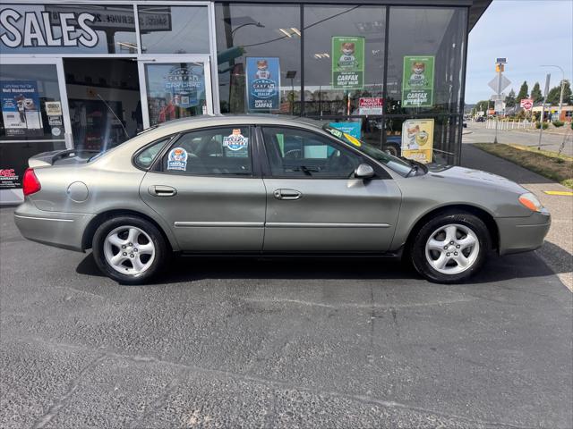2001 Ford Taurus SE