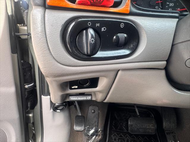 2001 Ford Taurus SE