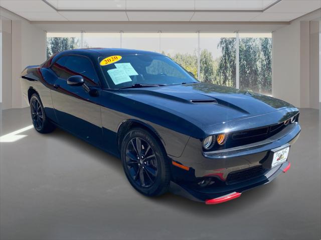 2020 Dodge Challenger SXT AWD for sale in Des Moines, IA