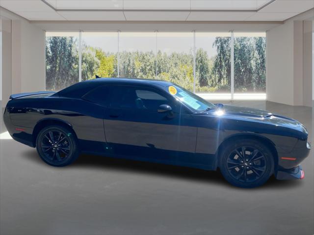 2020 Dodge Challenger SXT AWD