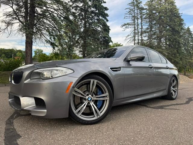2013 BMW M5 4dr Sdn