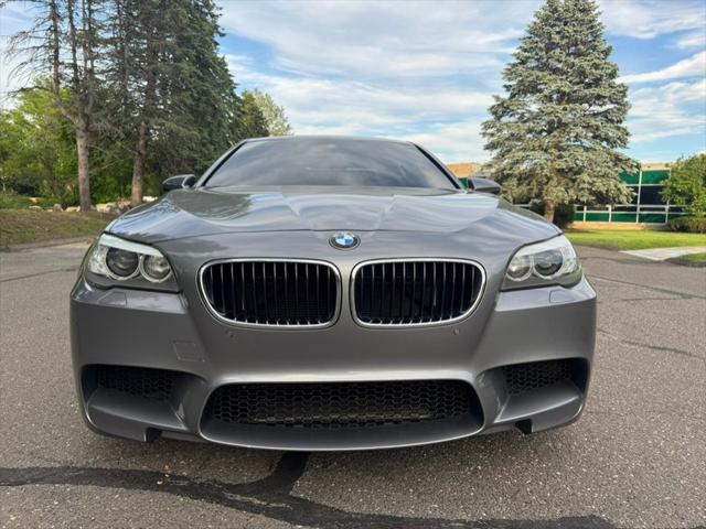 2013 BMW M5 4dr Sdn