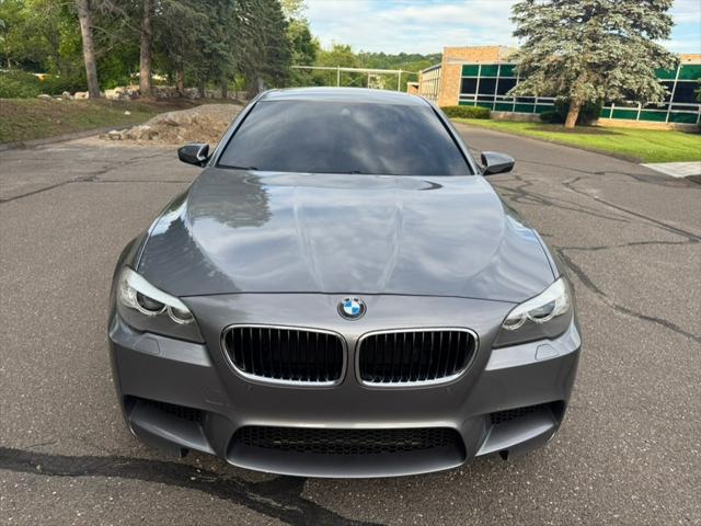 2013 BMW M5 4dr Sdn