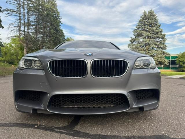 2013 BMW M5 4dr Sdn