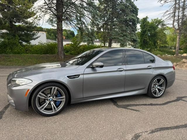2013 BMW M5 4dr Sdn