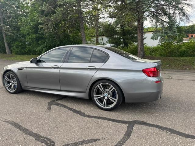 2013 BMW M5 4dr Sdn