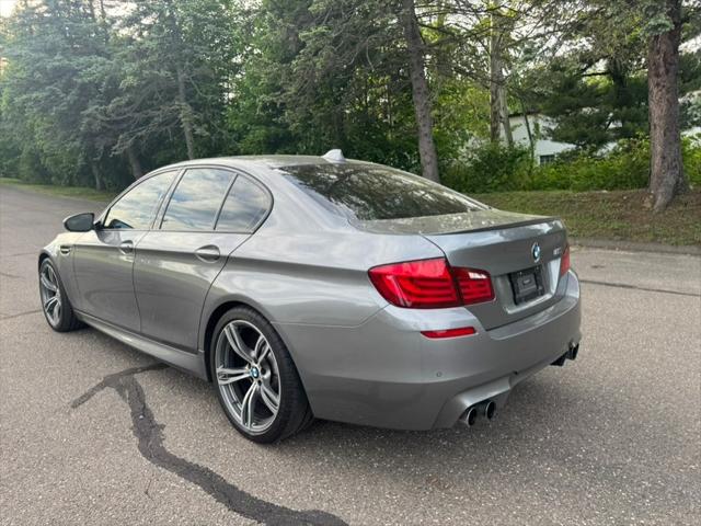 2013 BMW M5 4dr Sdn