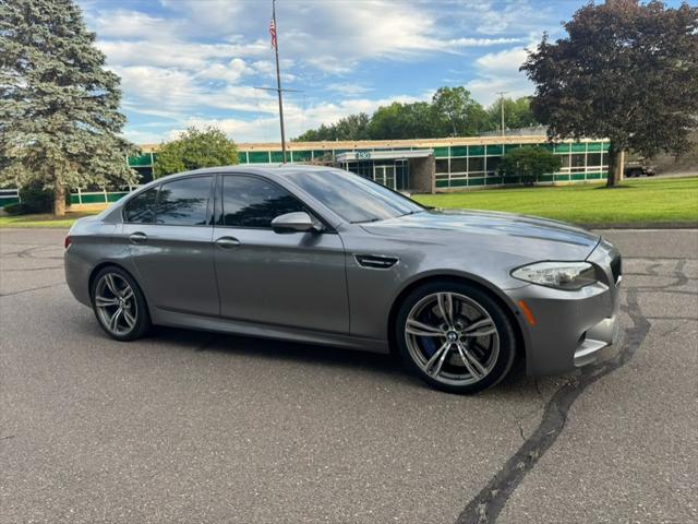 2013 BMW M5 4dr Sdn