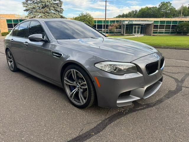 2013 BMW M5 4dr Sdn