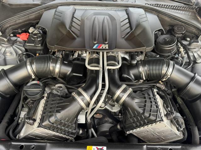 2013 BMW M5 4dr Sdn