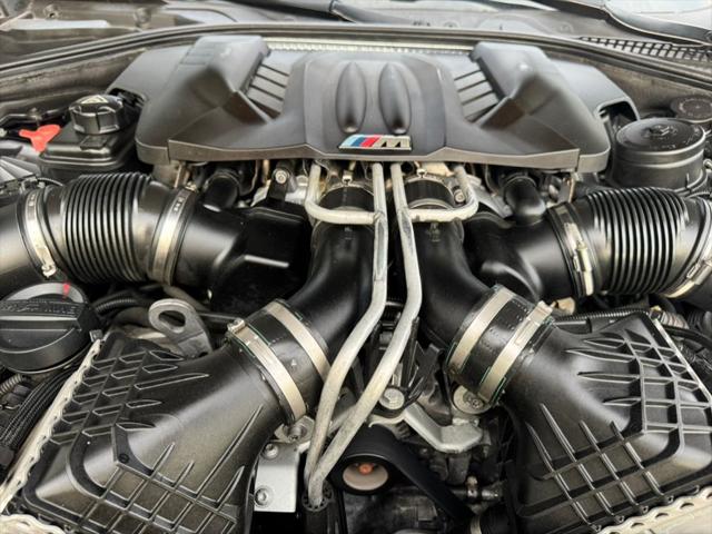 2013 BMW M5 4dr Sdn
