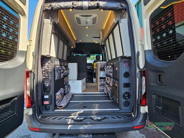 2025 Mercedes-Benz Sprinter 2500 Unknown