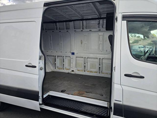 2012 Mercedes-Benz Sprinter 2500 2500 3dr 170 in. WB High Roof Extended Cargo Van