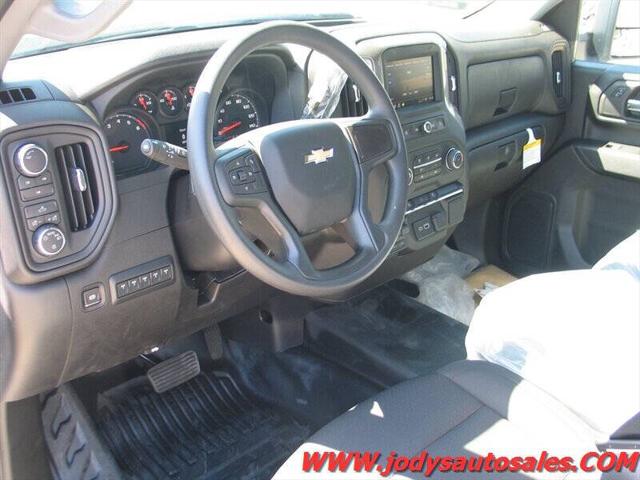 2024 Chevrolet Silverado 2500HD 4WD Crew Cab Long Bed Work Truck