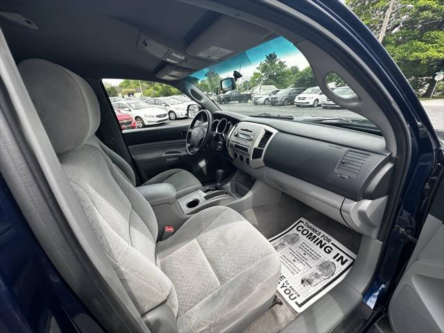 2006 Toyota Tacoma Base V6