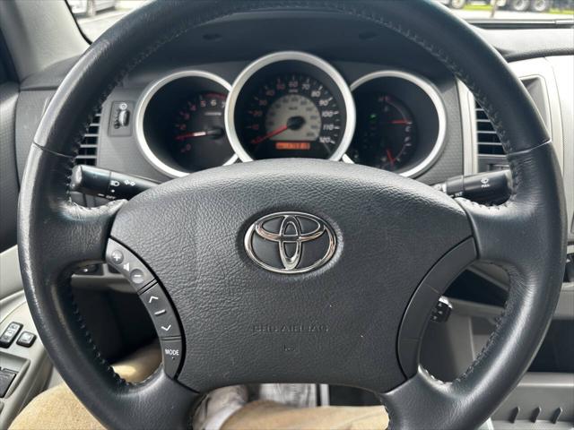 2006 Toyota Tacoma Base V6