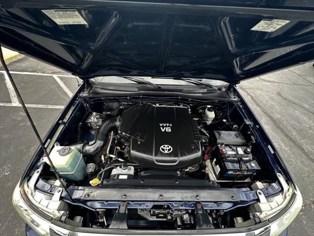 2006 Toyota Tacoma Base V6