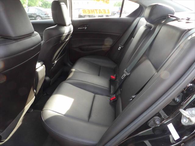 2016 Acura ILX Base 4dr Sedan