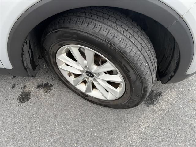 2019 Kia Sorento 3.3L LX