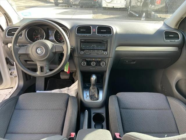 2013 Volkswagen Golf 2.5L 2-Door