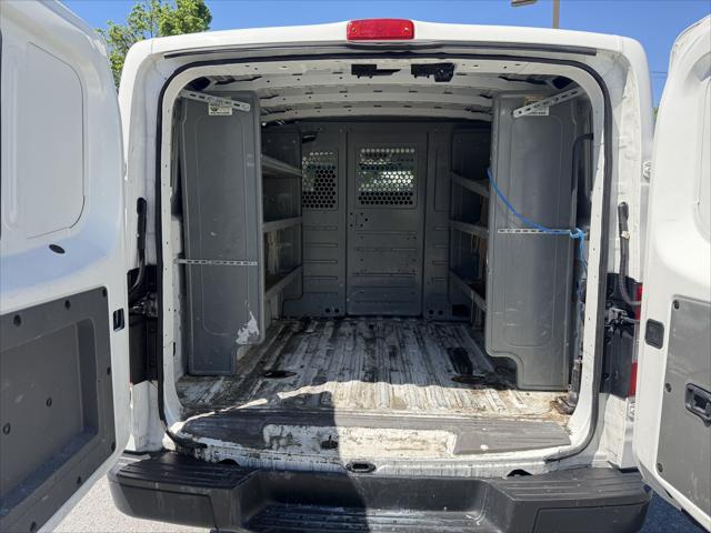 2019 Nissan 1500 S V6