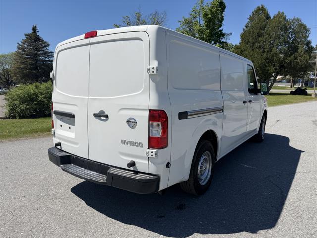 2019 Nissan 1500 S V6