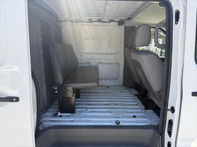 2019 Nissan 1500 S V6