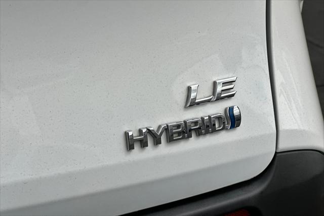 2022 Toyota Sienna LE
