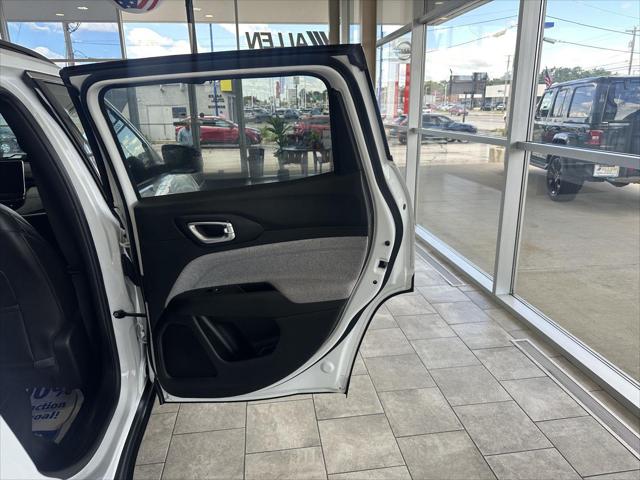 Used 2023 Jeep Compass Latitude 4x4 For Sale in Toledo, OH