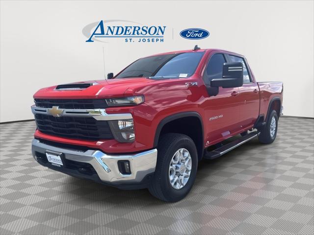 2024 Chevrolet Silverado 2500HD 4WD Crew Cab Standard Bed LT for sale in Saint Joseph, MO