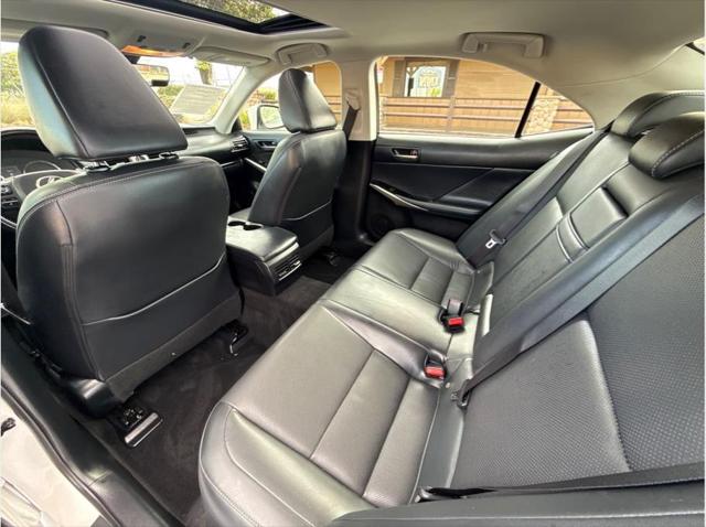 2017 Lexus IS 200t IS 200t Sedan 4D