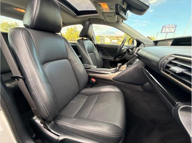 2017 Lexus IS 200t IS 200t Sedan 4D
