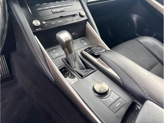 2017 Lexus IS 200t IS 200t Sedan 4D