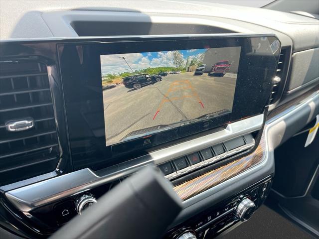 2026 GMC Sierra 2500HD Crew Cab, Standard Bed, SLE, 4WD