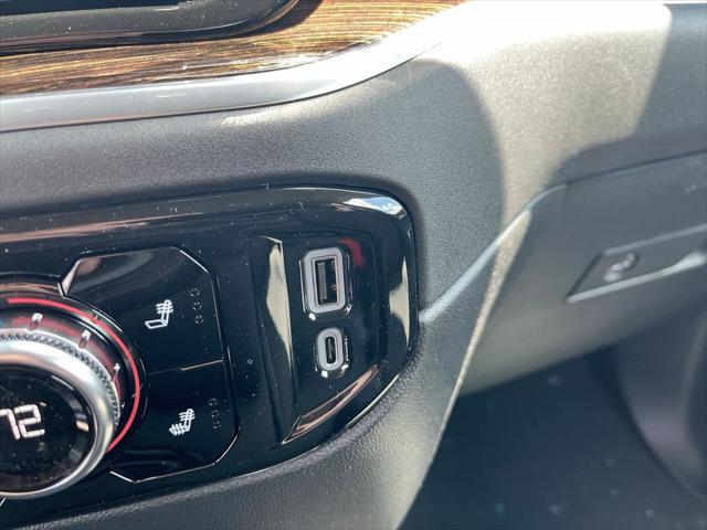 2026 GMC Sierra 2500HD Crew Cab, Standard Bed, SLE, 4WD