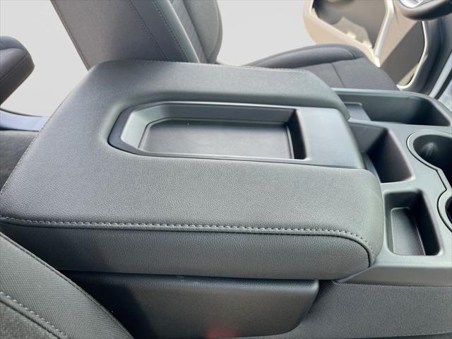 2026 GMC Sierra 2500HD Crew Cab, Standard Bed, SLE, 4WD