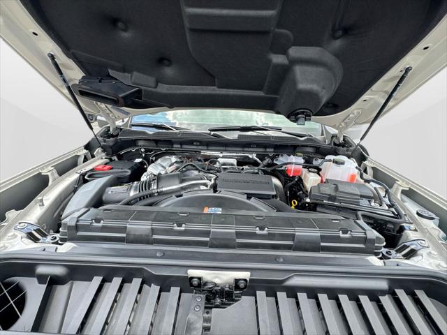 2026 GMC Sierra 2500HD Crew Cab, Standard Bed, AT4X, 4WD